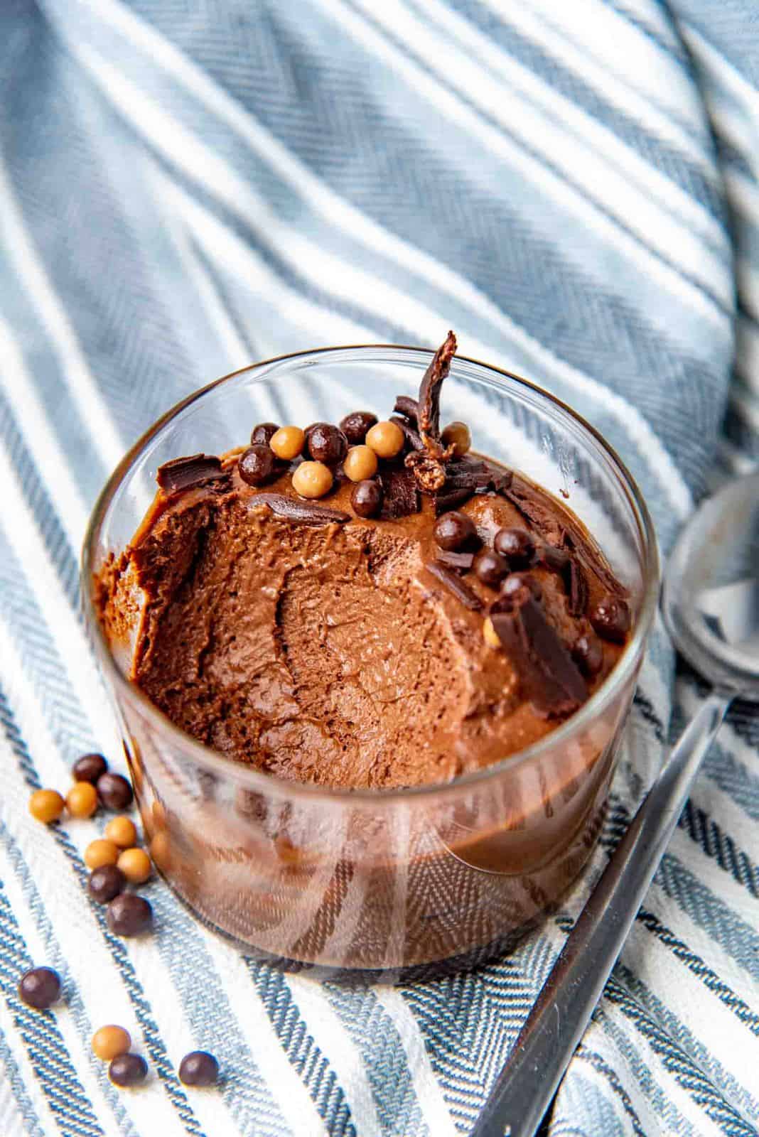 Close up of the mousse in the cup