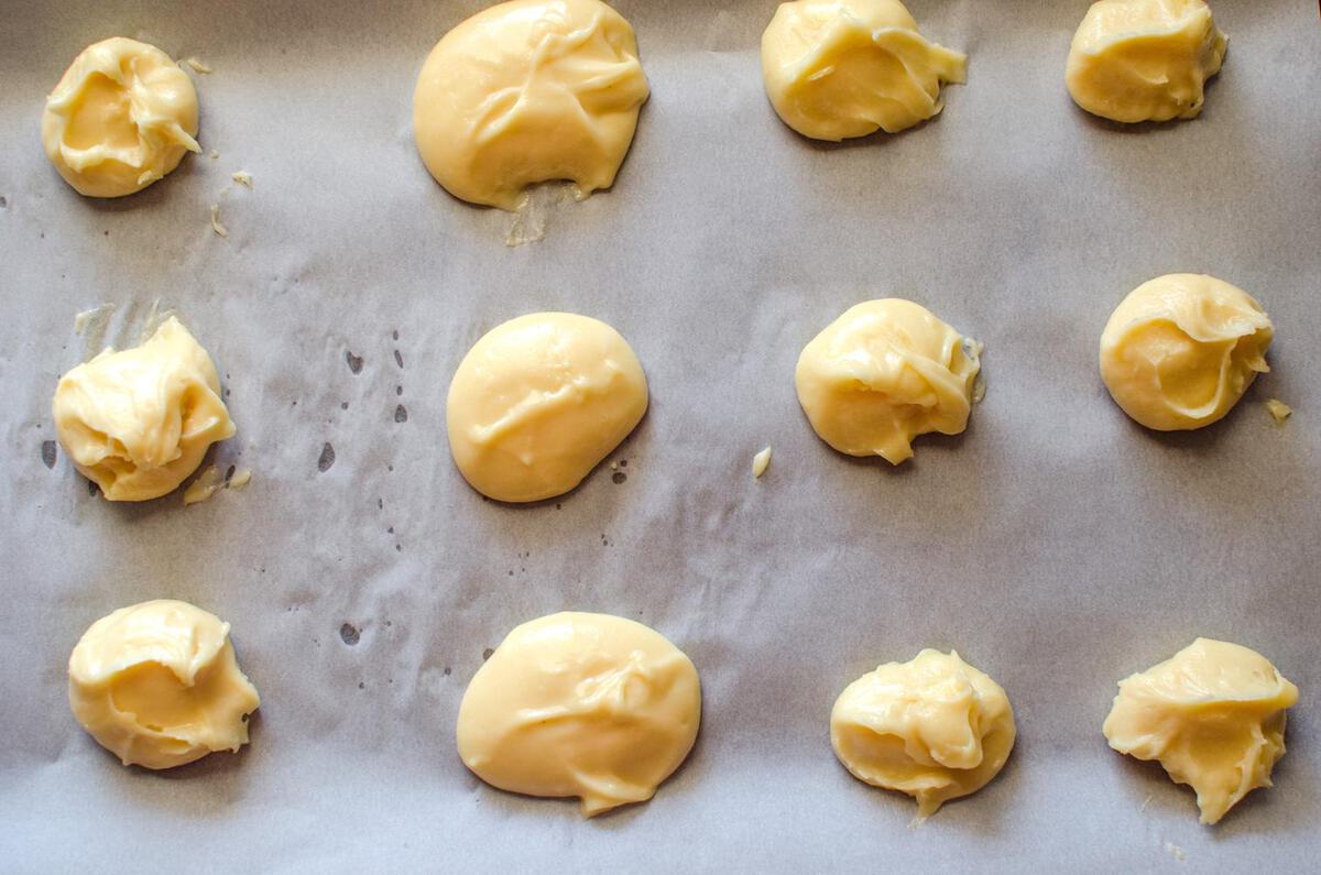 Learn how to make Perfect Choux Pastry (Or Pate a Choux!) - A great basic troubleshooting guide to make sure you get perfect Choux Pastry every Single time!