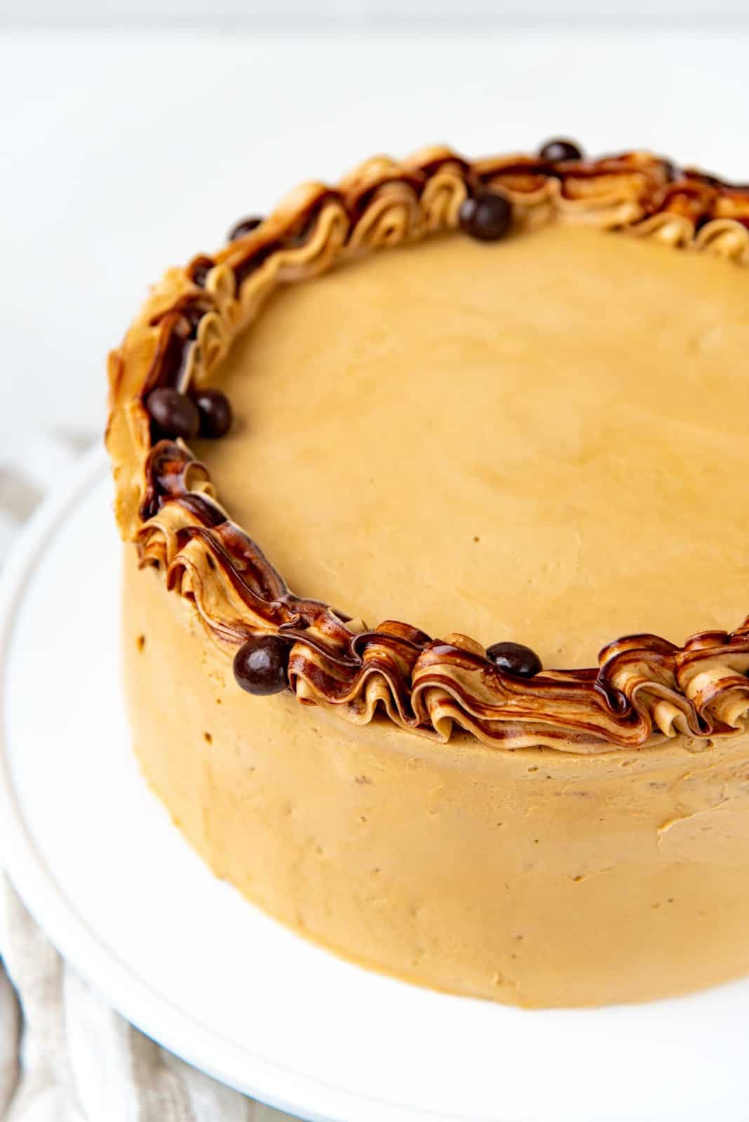 A close up of the coffee flavored cake