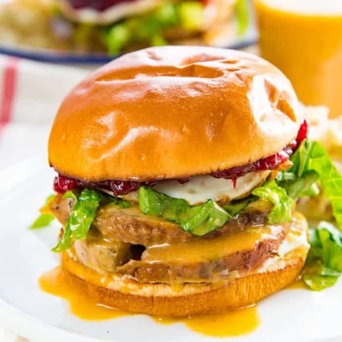 Leftover Turkey Sandwich - the easiest way to transform your Thanksgiving leftovers! This thanksgiving leftovers brunch sandwich is hearty, and delicious. Plus find out how to reheat turkey without drying it out.