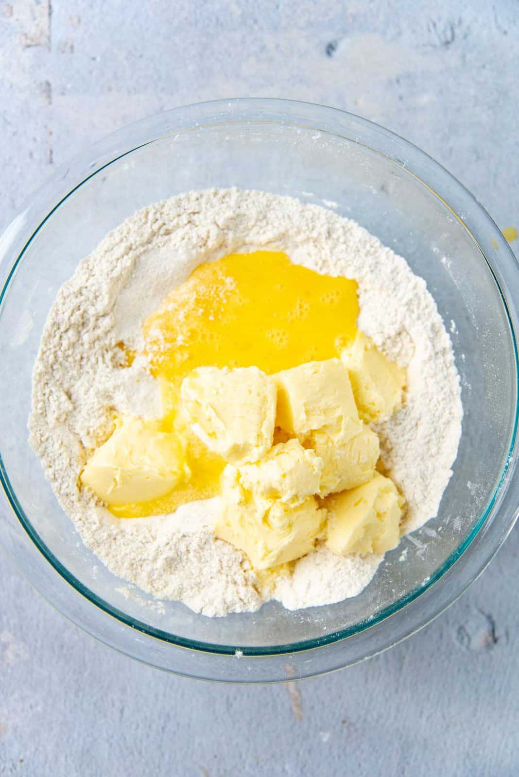 Butter and egg added to the flour mixture for the shortbread.
