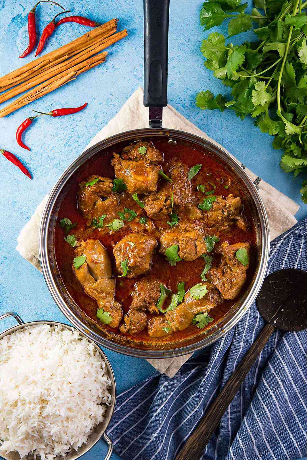 Learn how to make Authentic Sri Lankan Chicken Curry with these tips and variations for the best ever chicken curry with or without coconut milk! Spicy, flavorful and fragrant!